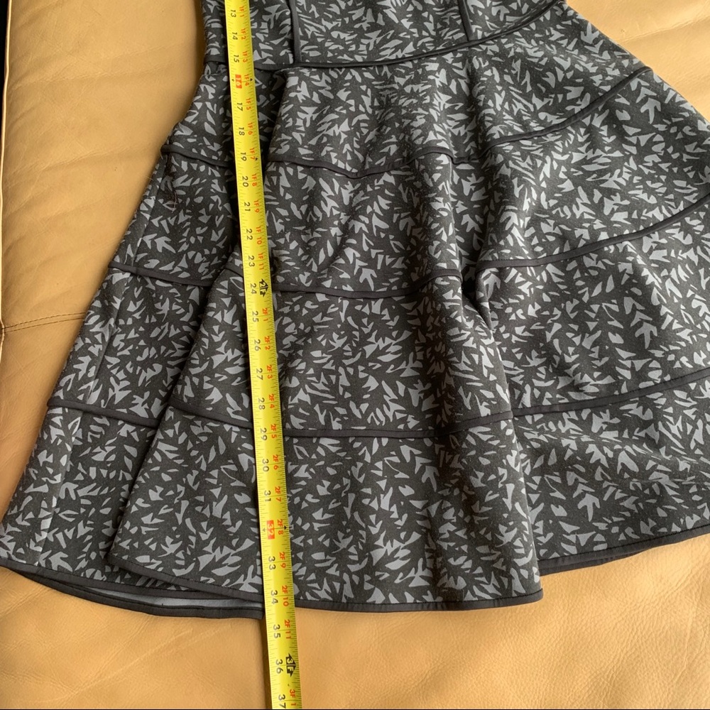 Halston Heritage black and gray capsleeve dress - Picture 7 of 7